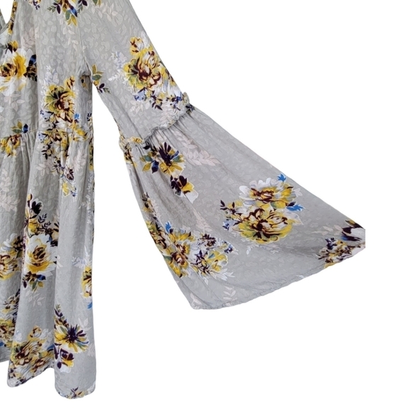 Altar’d State Bell Sleeve Boho Floral Tunic Mini Dress S Grey Fairy Garden Girl - Picture 8 of 13